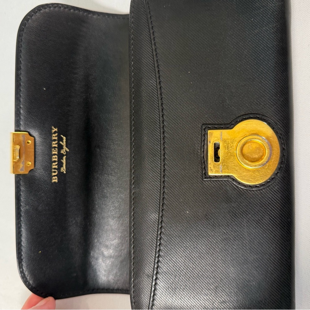 Burberry Vintage Black Leather Long Wallet w/ Gold Turn Lock - Picture 5 of 6
